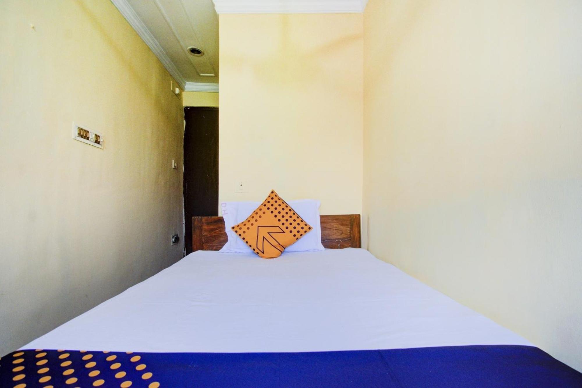 Spot On Dear Hotel Bara Bazar Экстерьер фото